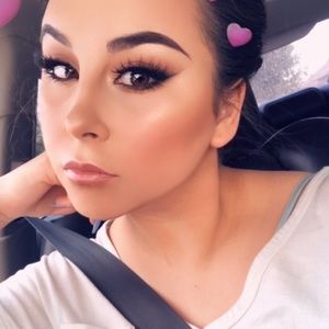 Meet your Posher, Cassie